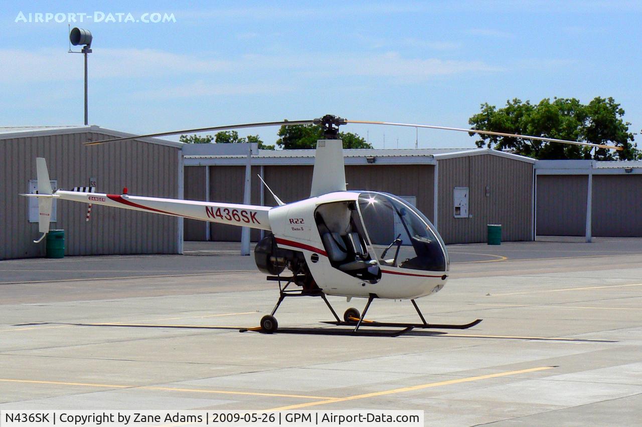 N436SK, 1999 Robinson R22 C/N 2954, At Grand Prairie Municipal