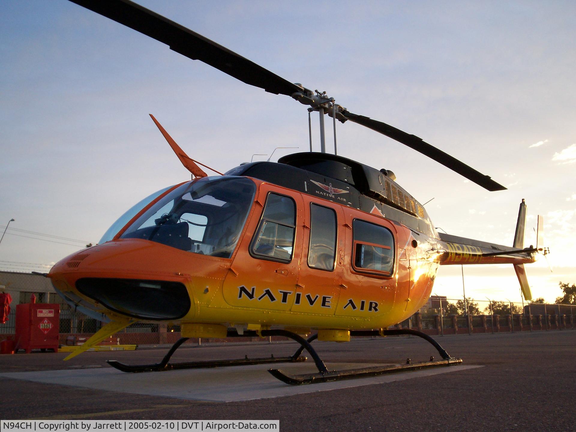 N94CH, 1994 Bell 206L-4 LongRanger IV LongRanger C/N 52070, waiting for the next flt