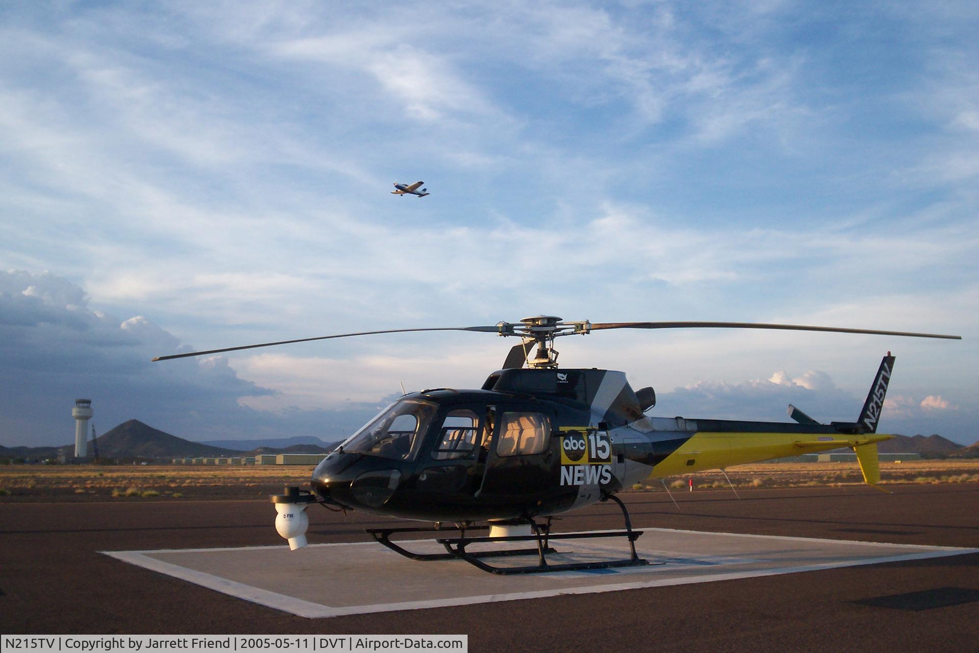 N215TV, 1998 Eurocopter AS-350B-2 Ecureuil Ecureuil C/N 3167, On the west helipad at Deer Valley