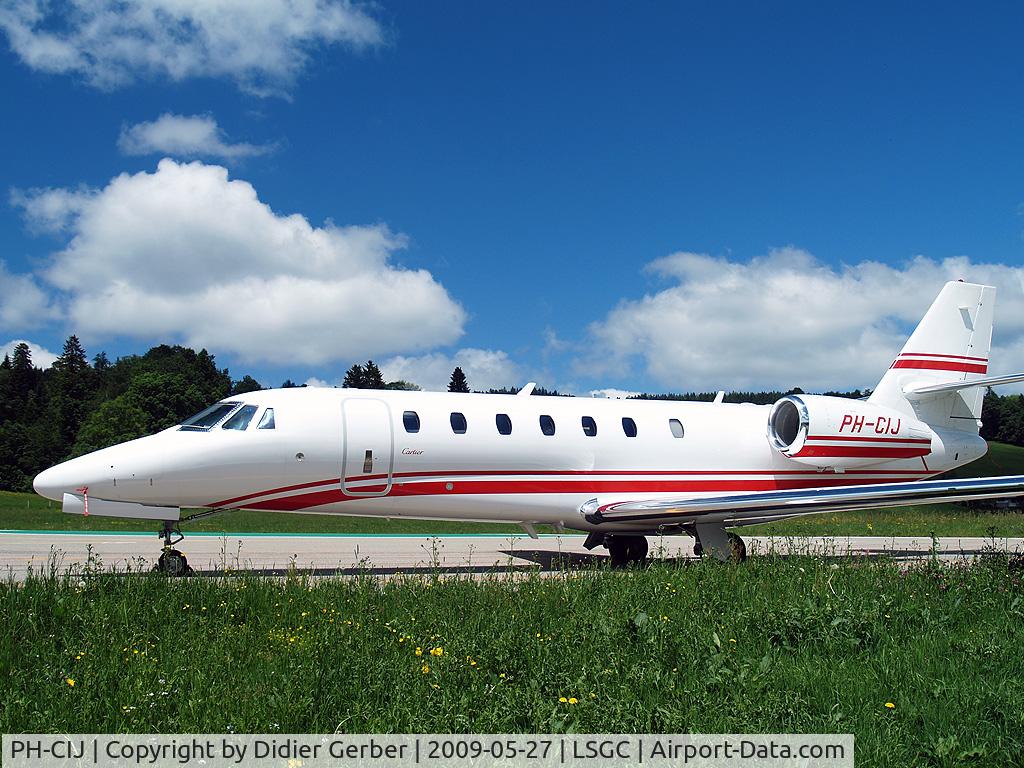 PH-CIJ, 2008 Cessna 680 Citation Sovereign C/N 680-0185, Parked at LSGC
