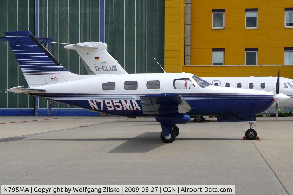 N795MA, 1995 Piper PA-46-350P Malibu Mirage C/N 4636007, visitor