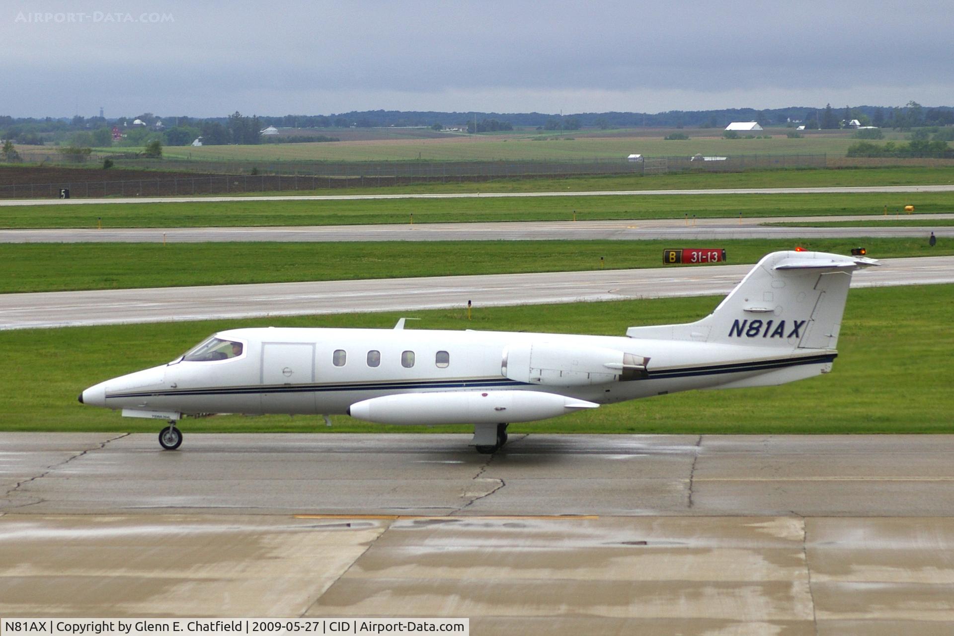 N81AX, 1979 Gates Learjet 25D C/N 279, Lifeguard 81AX taxiing from Landmark to runway 27