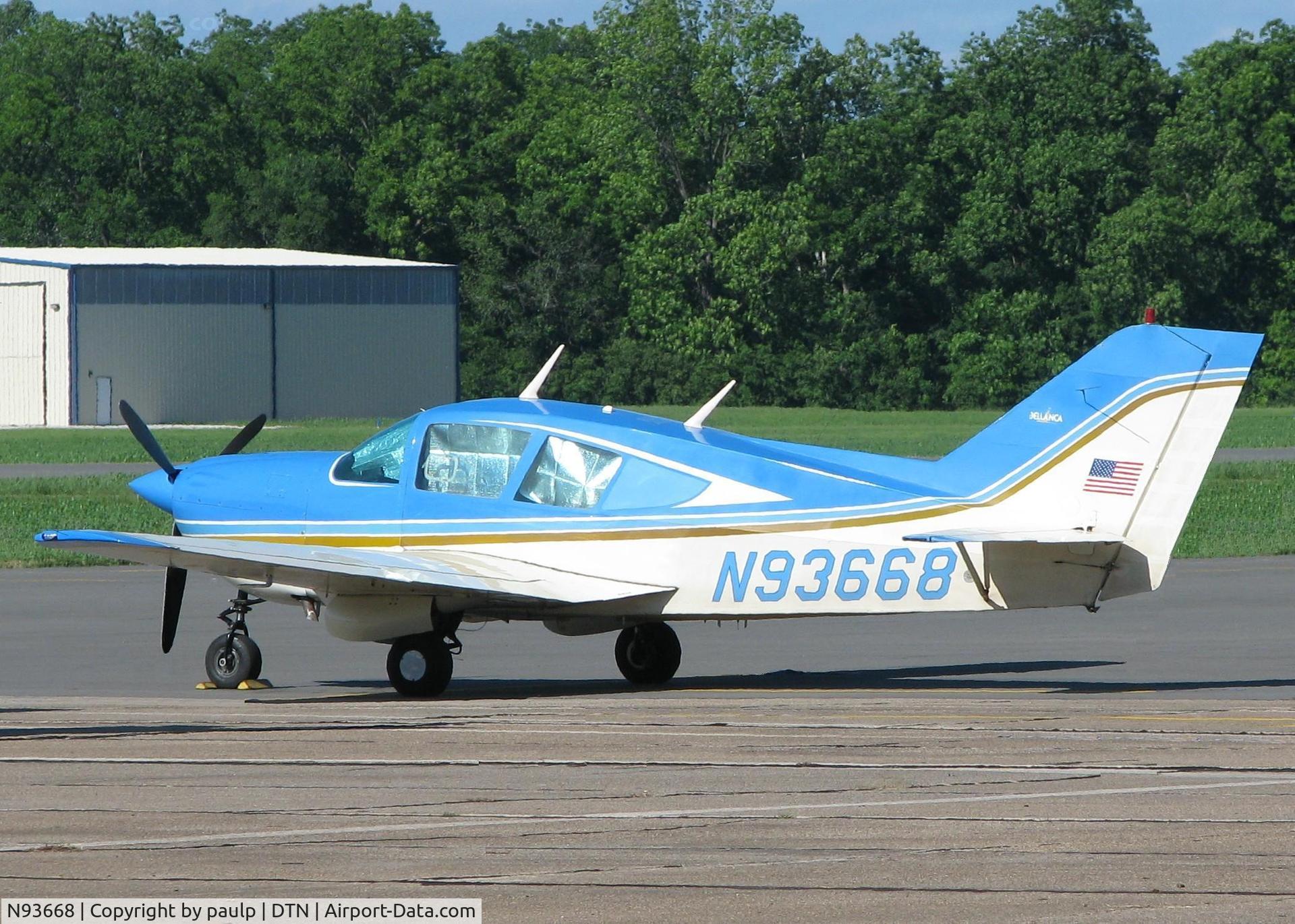 N93668, 1973 Bellanca 17-31A Super Viking C/N 73-32-119, At the Shreveport Downtown airport.