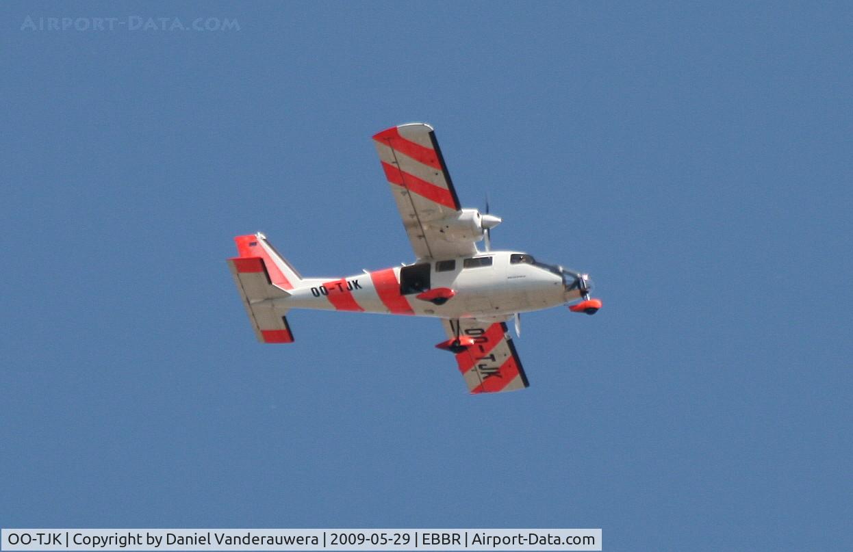 OO-TJK, 1986 Partenavia P-68B Observer C/N 372-28-OB, Flying over Brussels northern suburbs