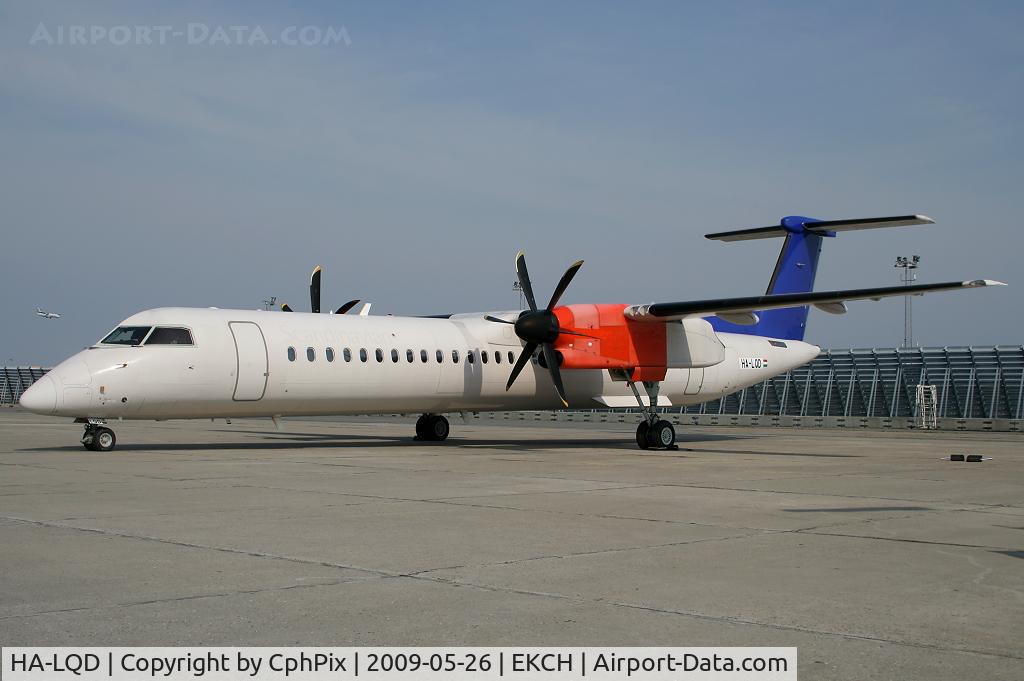HA-LQD, 2002 De Havilland Canada DHC-8-402Q Dash 8 C/N 4063, DHC8