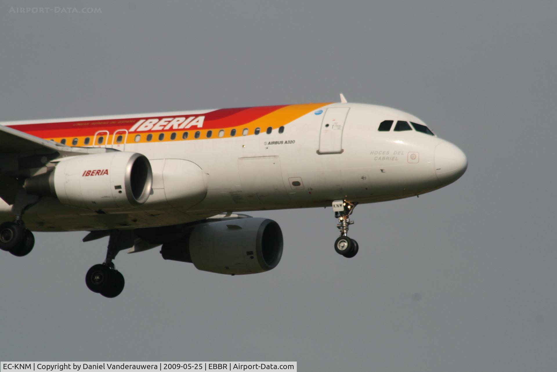 EC-KNM, 2000 Airbus A320-214 C/N 1229, arrival of flight IB3216 to rwy 02