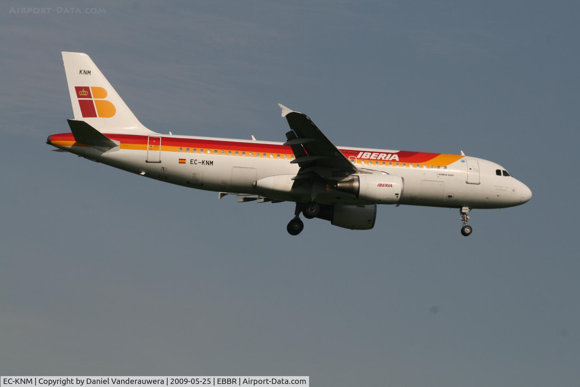 EC-KNM, 2000 Airbus A320-214 C/N 1229, flight IB3216 is descending to rwy 02