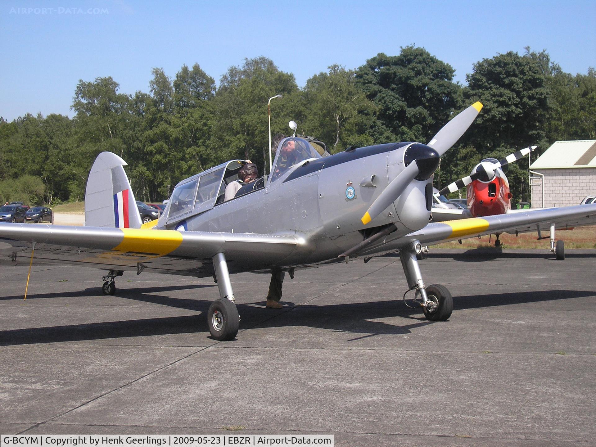 G-BCYM, 1950 De Havilland DHC-1 Chipmunk T.10 C/N C1/0598, Participant  Chipmunk Fly In