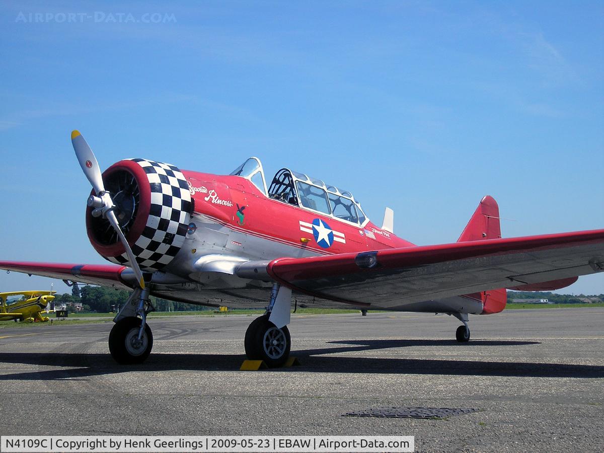 N4109C, 1952 North American T-6G Texan C/N SA-078, Visitor Stampe Fly In , Deurne