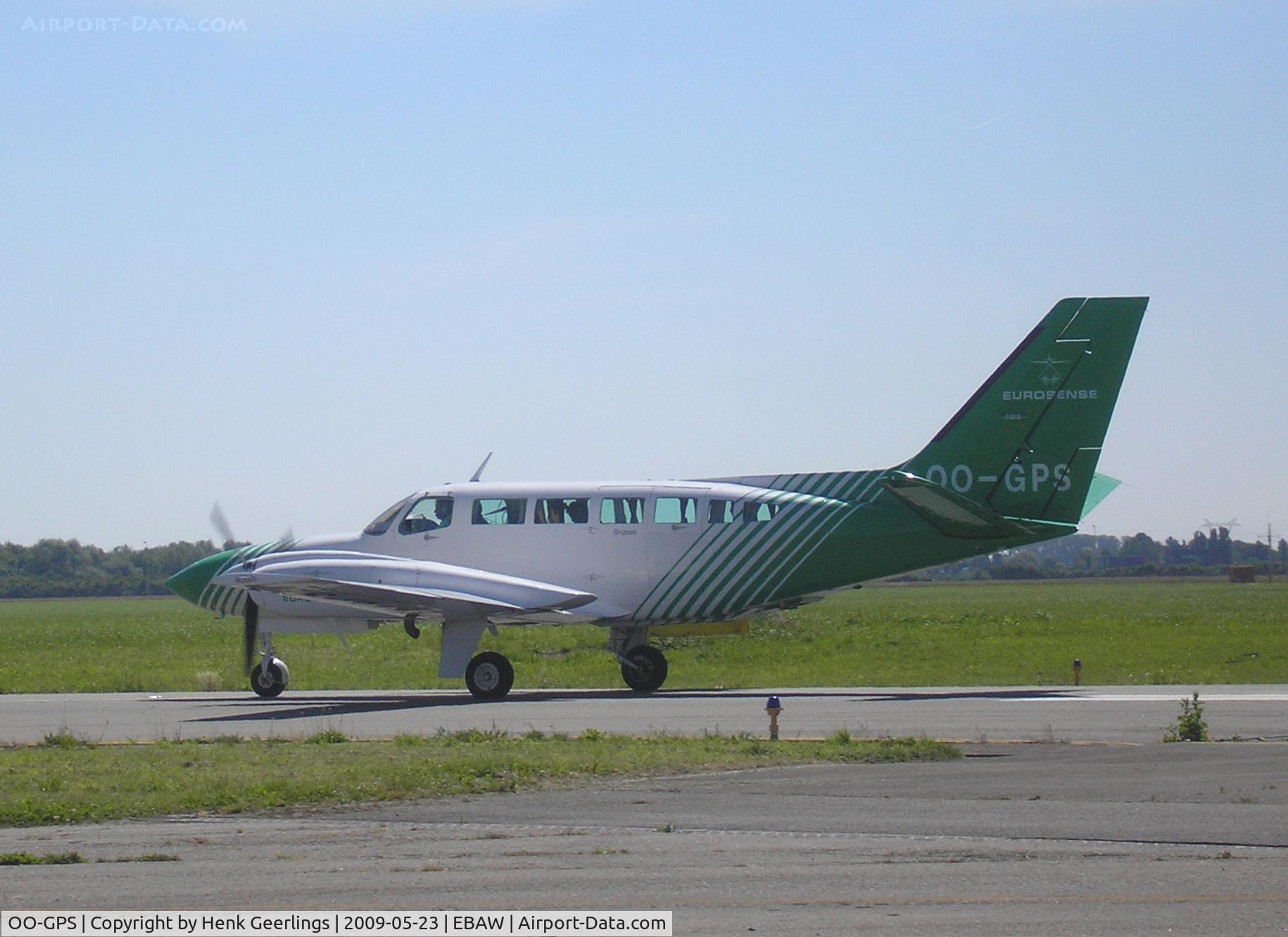 OO-GPS, 1980 Cessna 404 Titan Titan C/N 404-0609, Eurosense