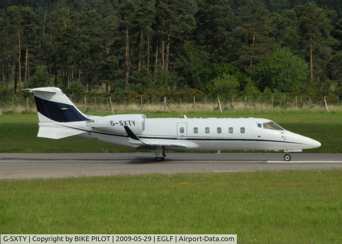 G-SXTY, 2004 Learjet 60 C/N 60-280, LEARJET 60 STARTING IT'S TAKE OF ROLL