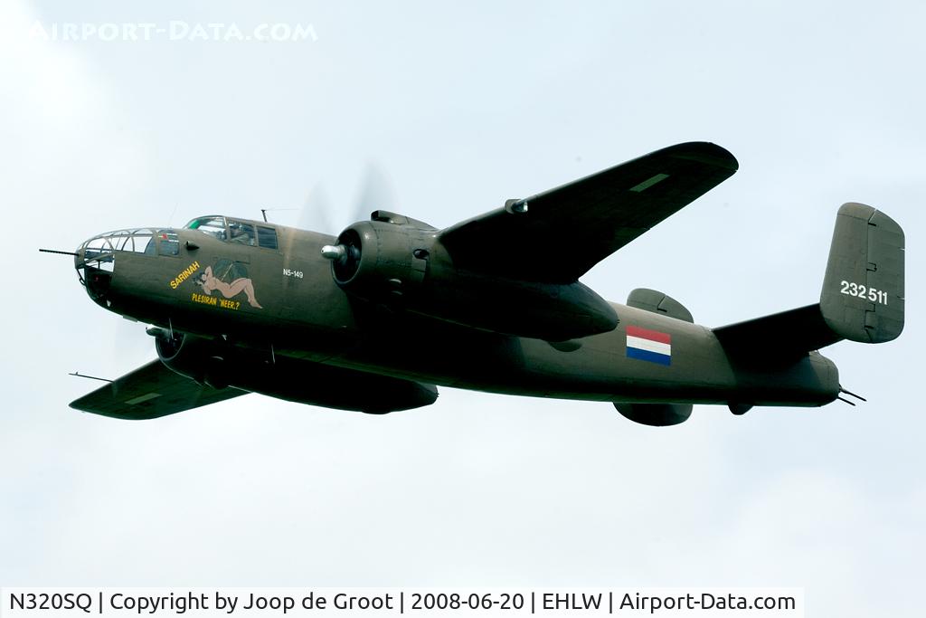 N320SQ, 1944 North American B-25N Mitchell C/N 108-32782, Leeuwarden open house 2008