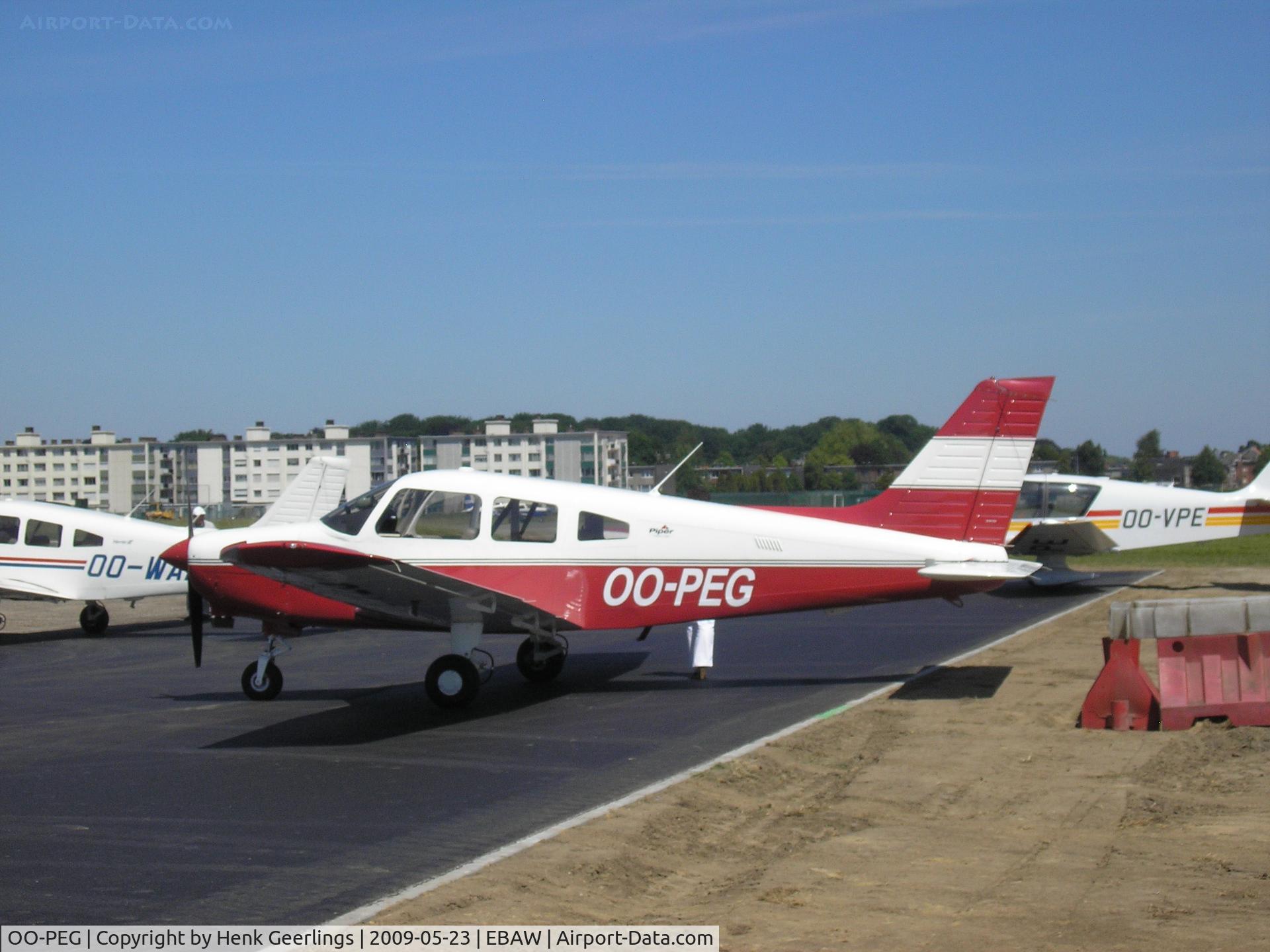 OO-PEG, 2007 Piper PA-28-161 Warrior III C/N 2842281, Visitor Stampe Fly In , Deurne