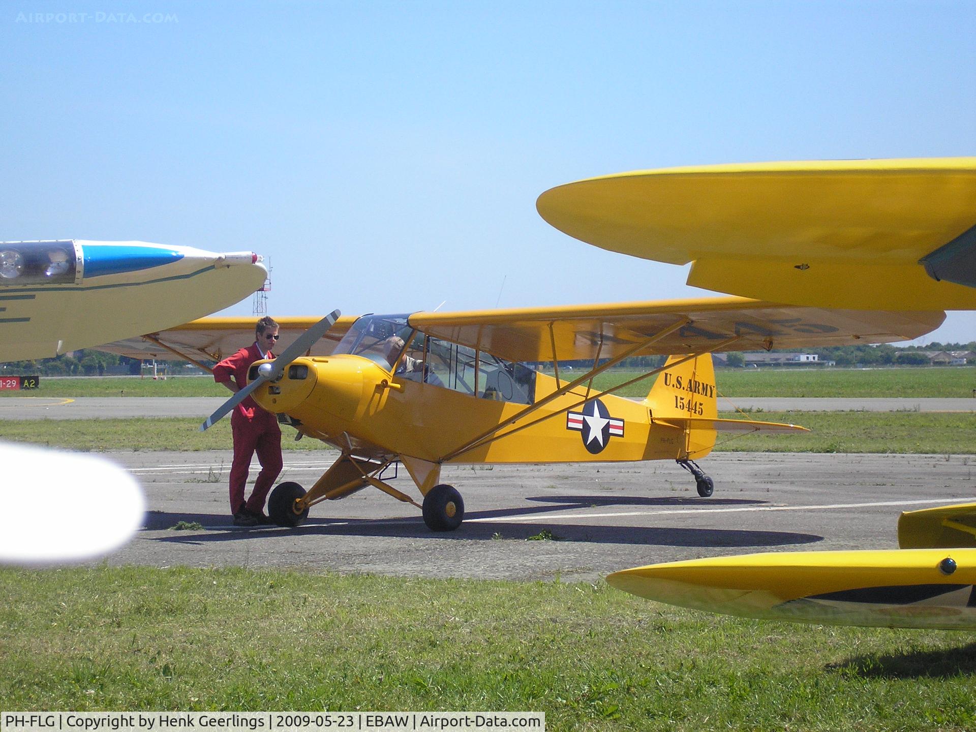 PH-FLG, 1952 Piper L-18C Super Cub C/N 18-1445, Visitor Stampe Fly In , Deurne