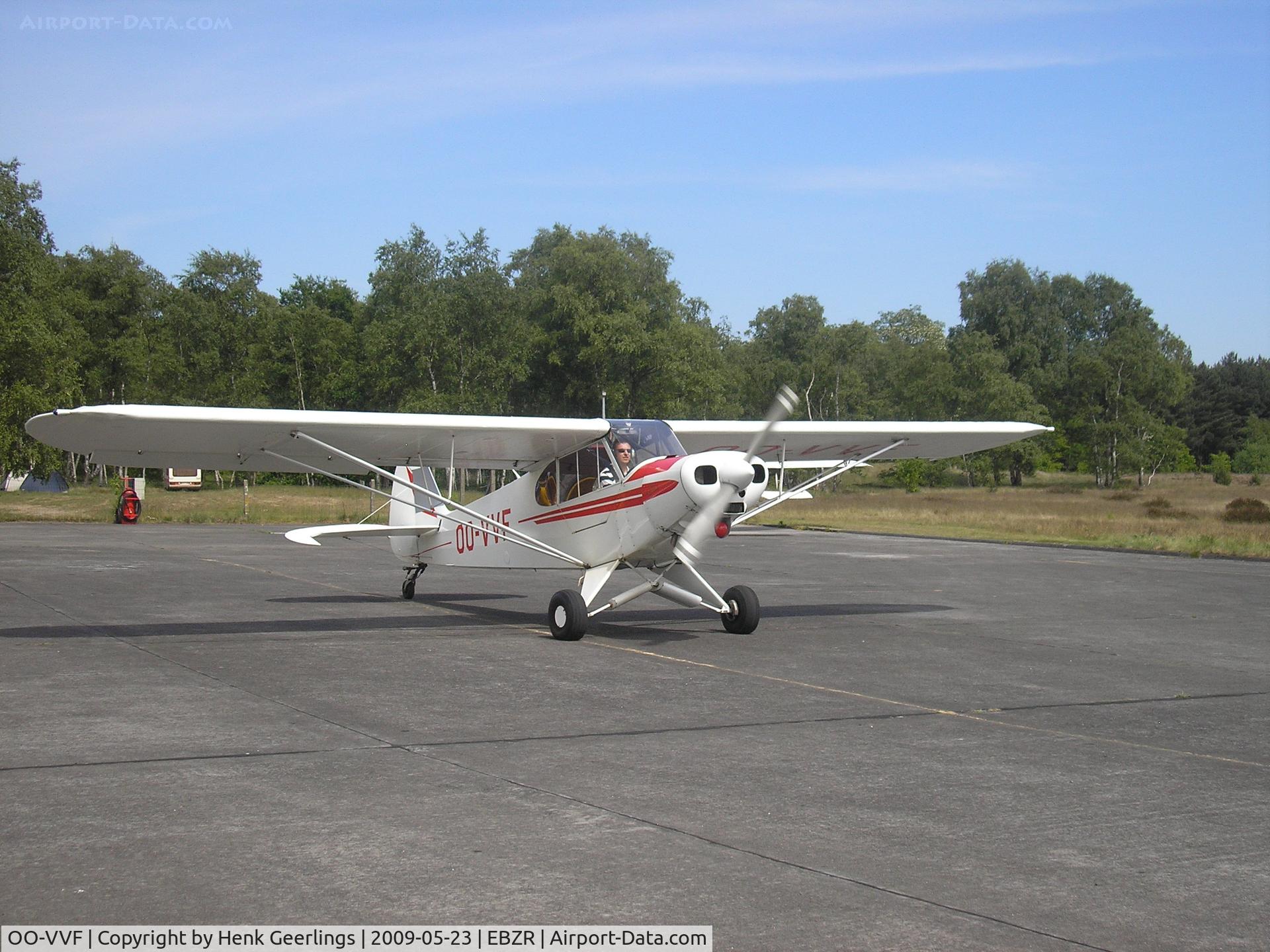 OO-VVF, Piper PA-18-150 Super Cub C/N 18-8319, Visitor at Chipmunk Fly In