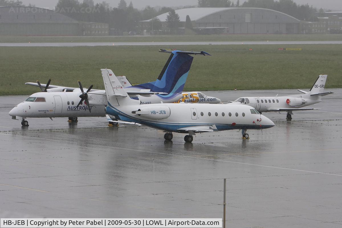 HB-JEB, 2001 Israel Aircraft Industries IAI-1126 Galaxy C/N 032, G200 in Front of 3 BFS Salzburg Aircraft