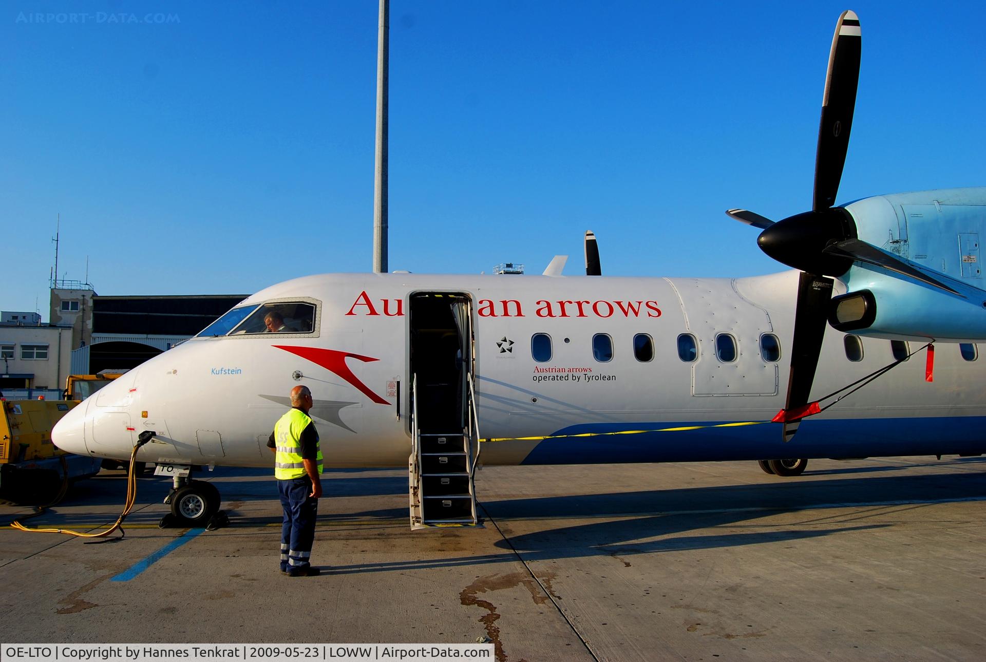 OE-LTO, 2000 De Havilland Canada DHC-8-314Q Dash 8 C/N 553, Austrian arrows Dash8-Q300 