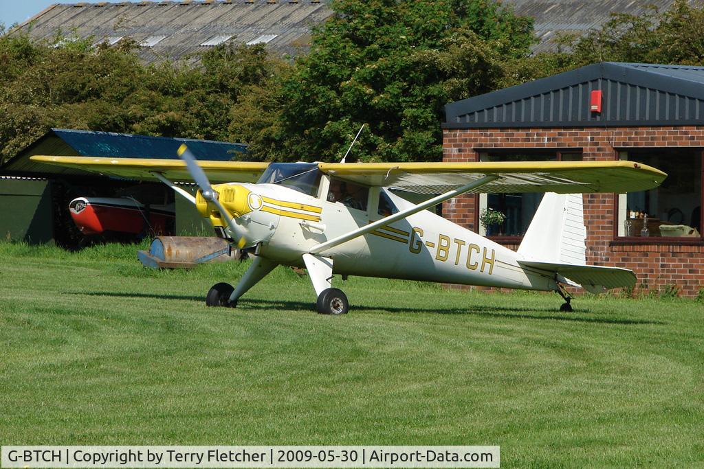 G-BTCH, 1948 Luscombe 8E Silvaire C/N 6403, Part of the 2009 UK Luscombe Tour as it reached Abbots Bromley