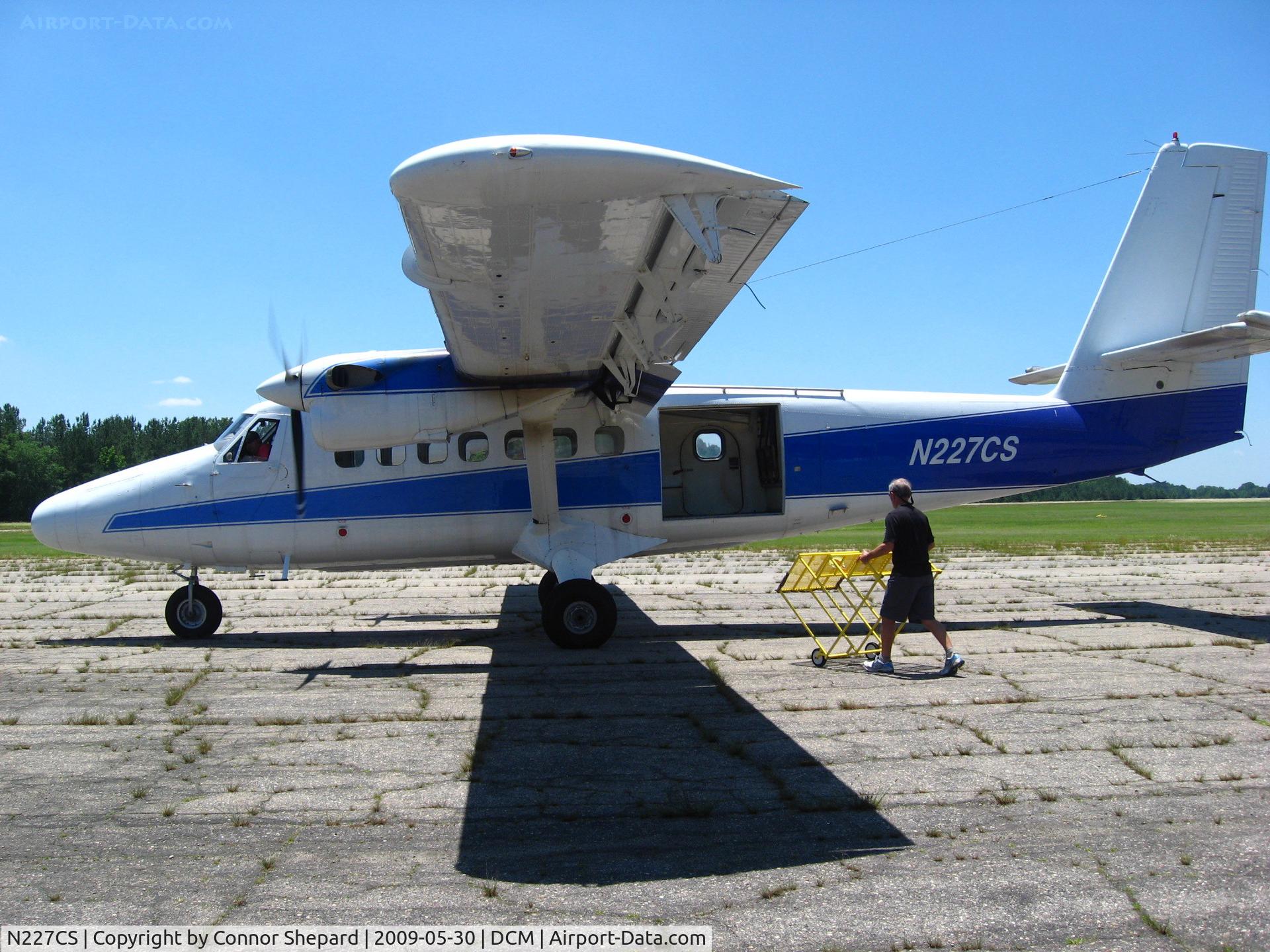 N227CS, 1966 De Havilland Canada DHC-6-100 Twin Otter C/N 27, On ramp