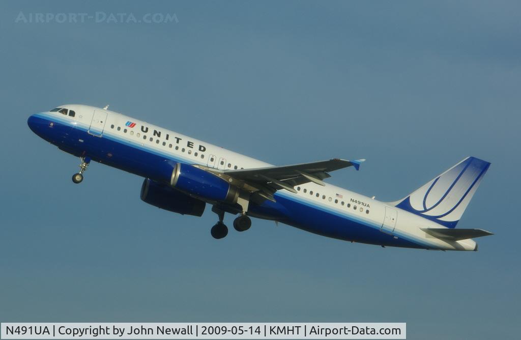 N491UA, 2002 Airbus A320-232 C/N 1741, taking off for Chicago O'Hare from runway 17 KMHT