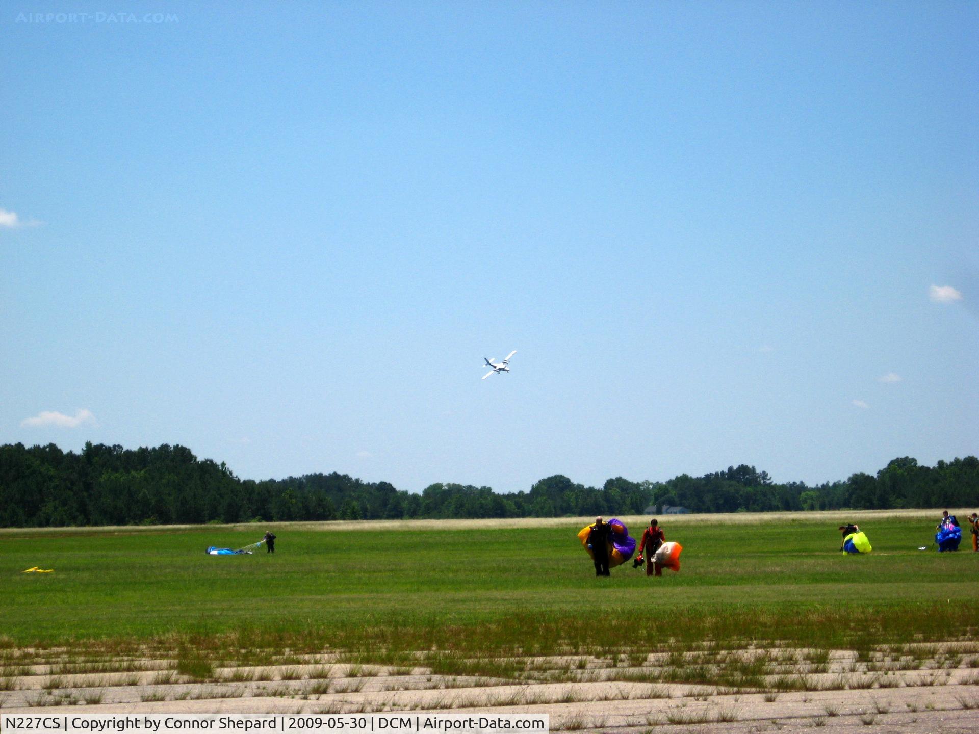 N227CS, 1966 De Havilland Canada DHC-6-100 Twin Otter C/N 27, Sharp turn to final