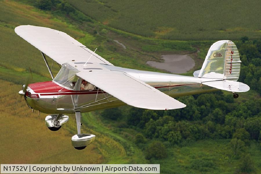 N1752V, 1947 Cessna 140 C/N 14081, Beautiful example of a C-140!