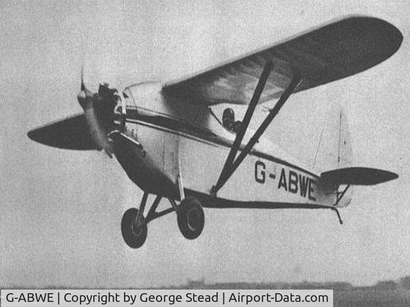 G-ABWE, 1932 Comper CLA-7 Swift C/N S32/7, Richard Ormonde Shuttleworth's Swift in flight