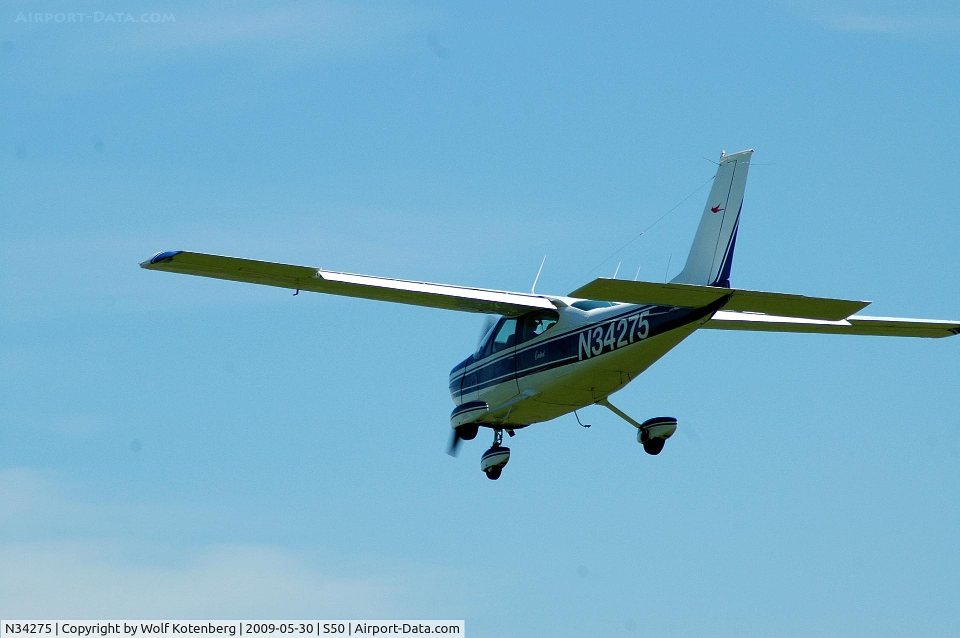 N34275, 1972 Cessna 177B Cardinal C/N 17701743, seconds from touchdown