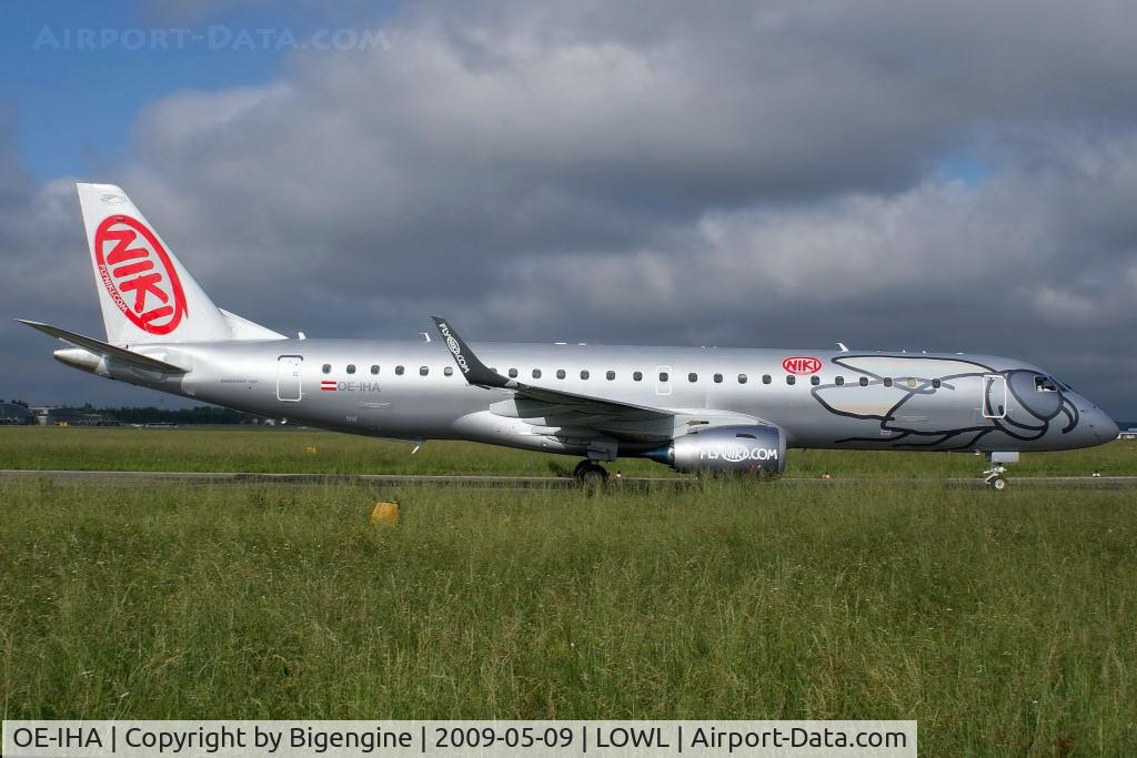 OE-IHA, 2009 Embraer 190LR (ERJ-190-100LR) C/N 19000285, First Landing of this erj-190 from Niki!!! Very Nice!