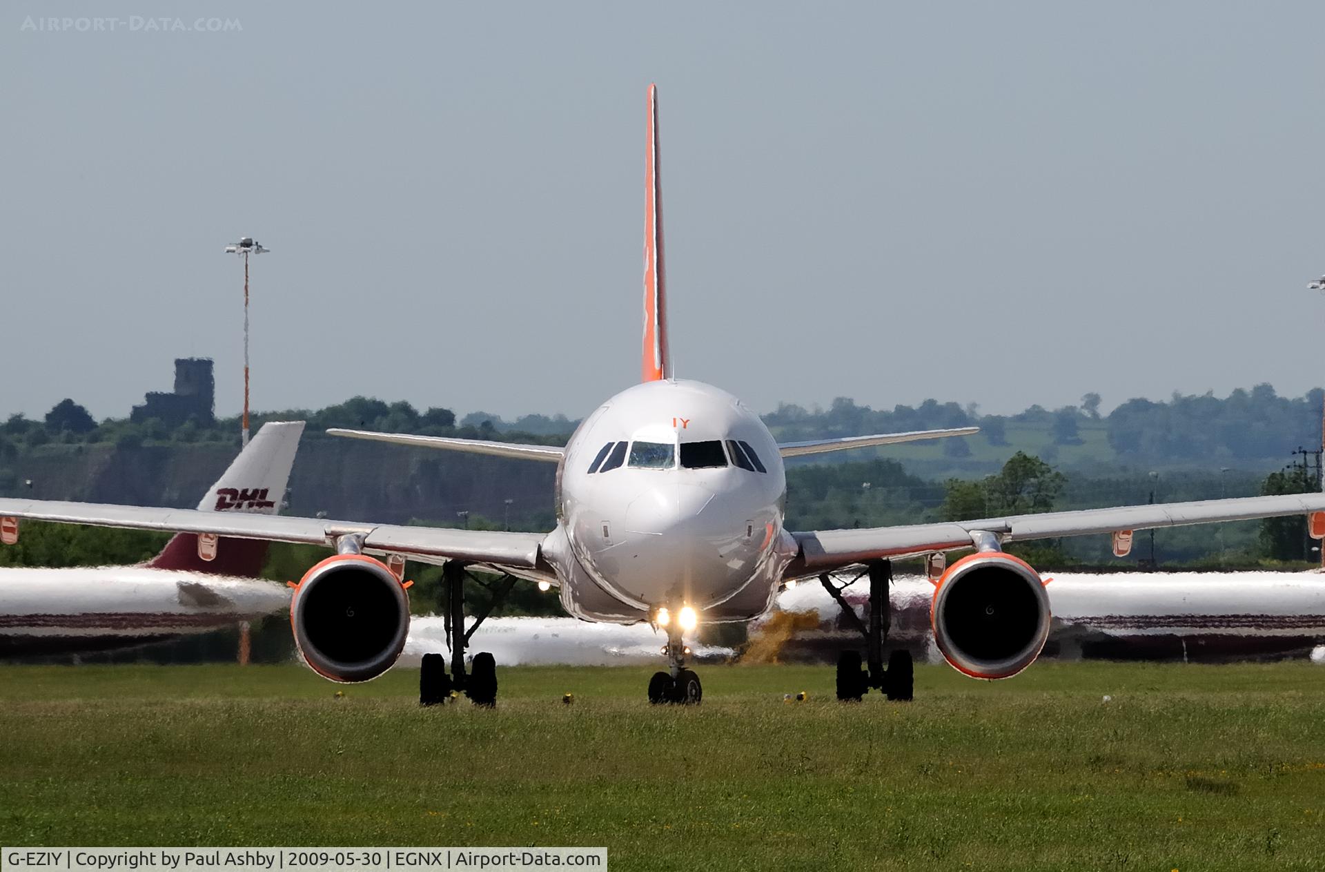 G-EZIY, 2005 Airbus A319-111 C/N 2636, AIRBUS A319