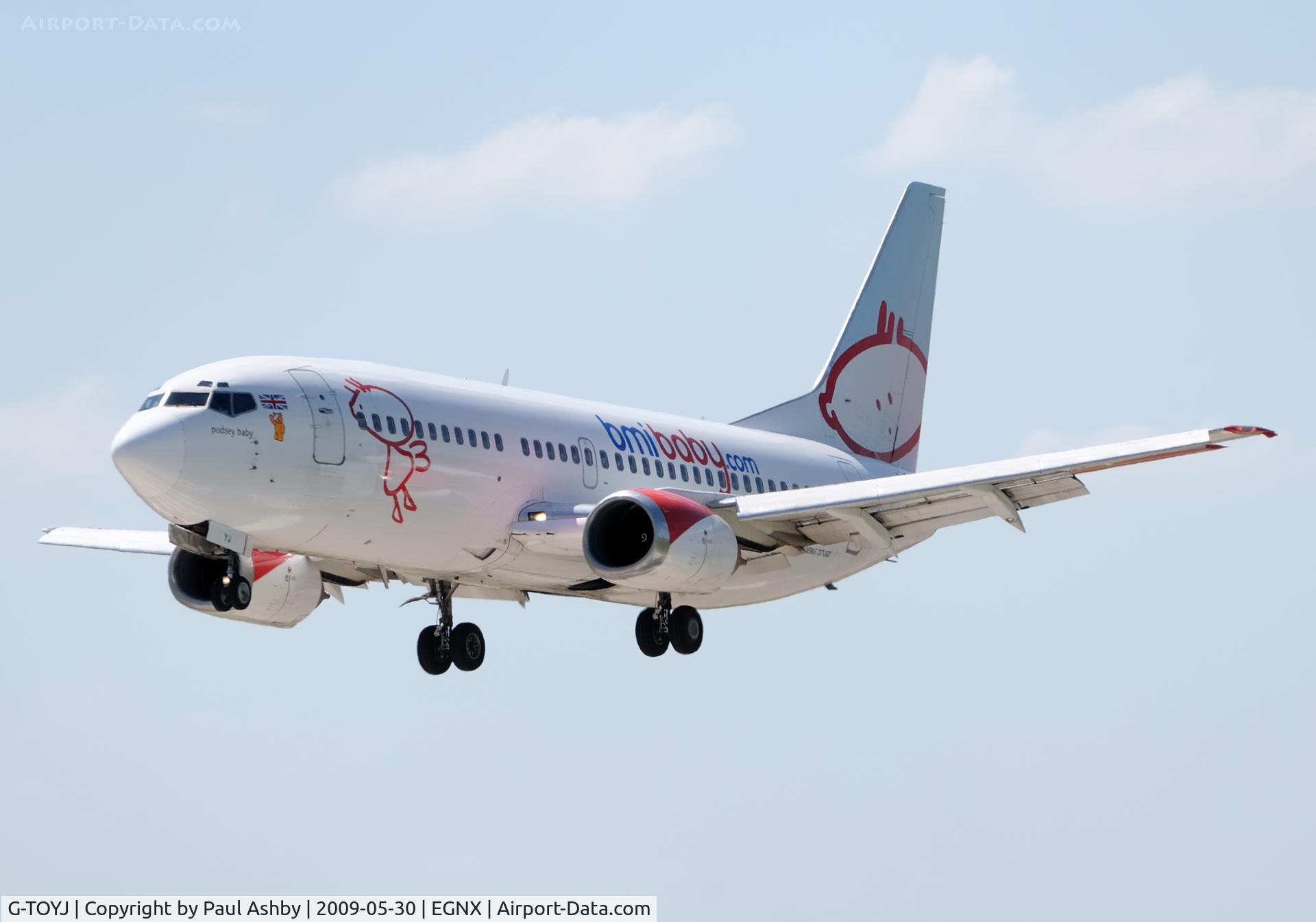 G-TOYJ, 1996 Boeing 737-36M C/N 28332, BOEING 737