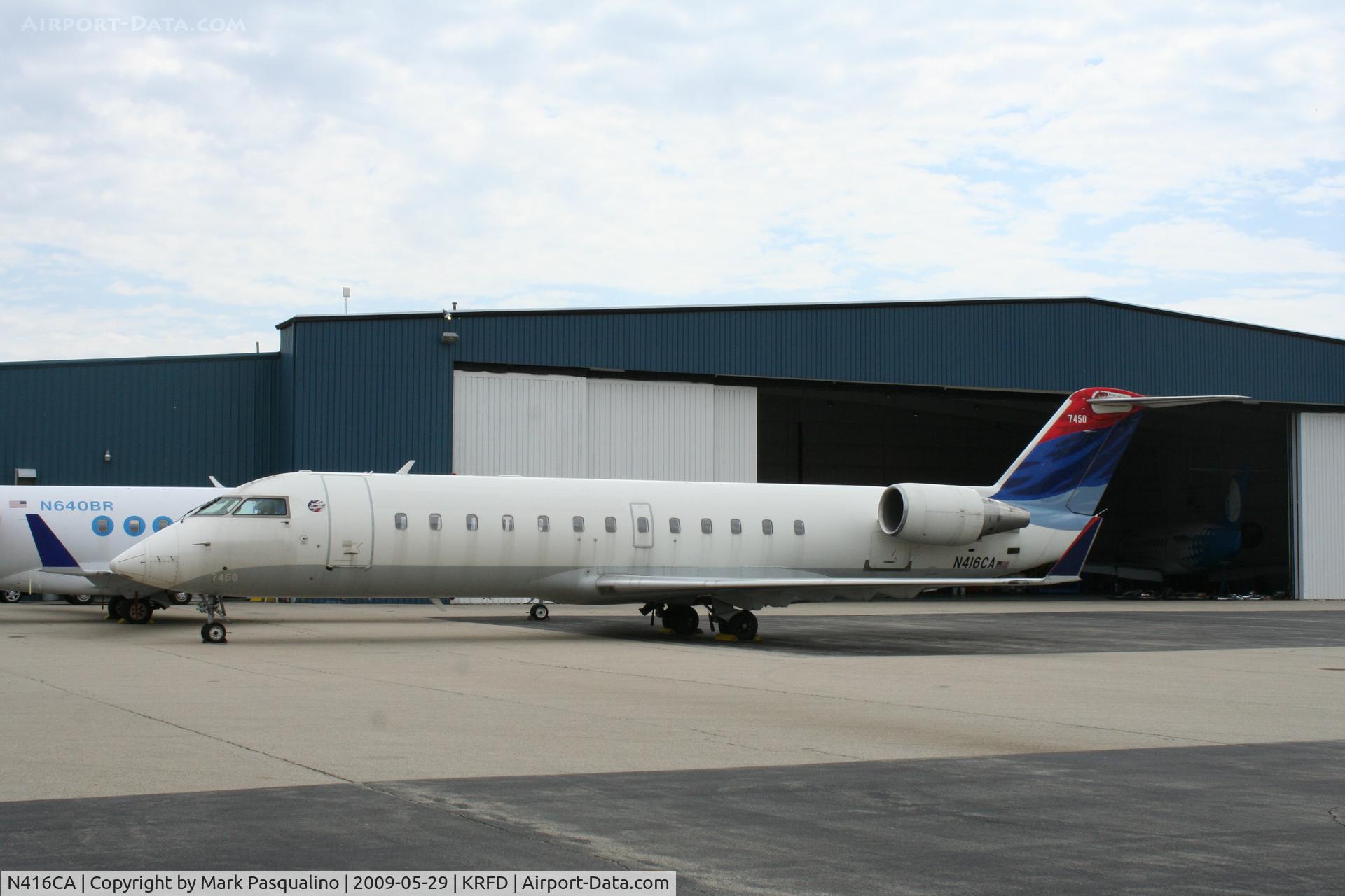 N416CA, 2000 Bombardier CRJ-100ER (CL-600-2B19) C/N 7450, CL-600-2B19