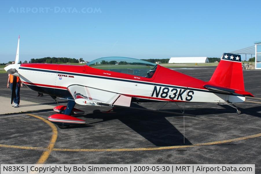 N83KS, 1998 Extra EA-300/L C/N 074, On the ramp at Marysville, Ohio