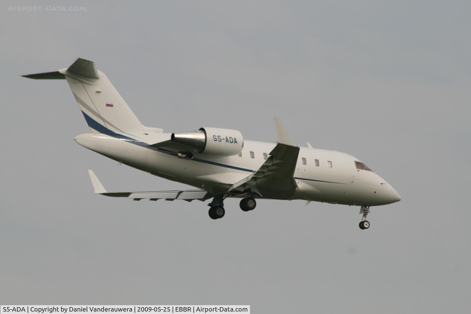 S5-ADA, 2007 Bombardier Challenger 605 (CL-600-2B16) C/N 5712, descending to rwy 02