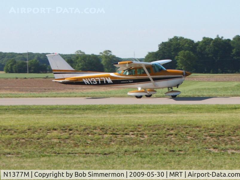 N1377M, 1972 Cessna 172L C/N 17260577, Arriving at the Marysville, Ohio fly-in breakfast.