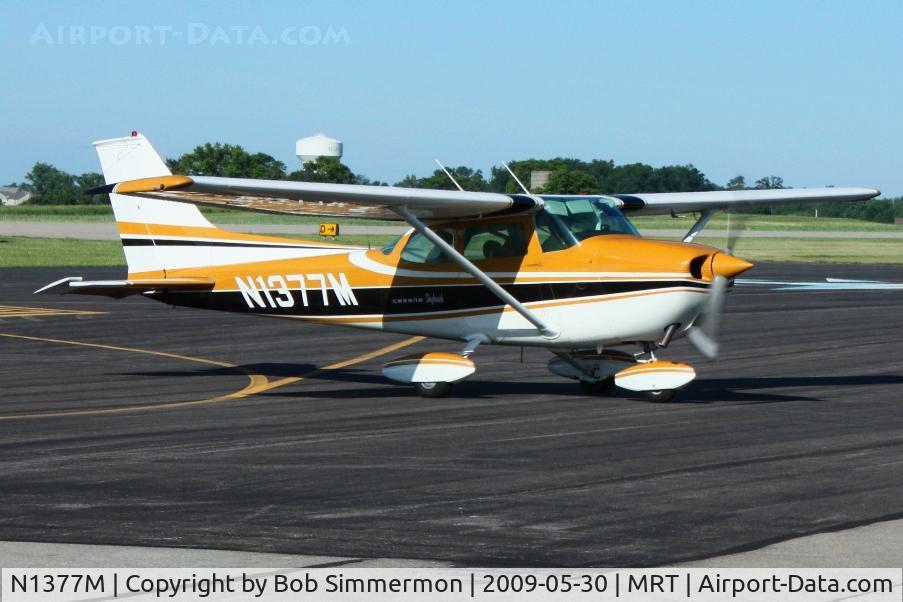 N1377M, 1972 Cessna 172L C/N 17260577, Arriving at the Marysville, Ohio fly-in breakfast.