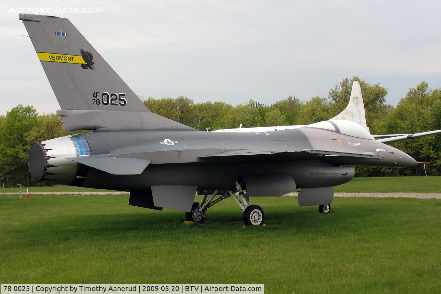 78-0025, 1978 General Dynamics F-16A Fighting Falcon C/N 61-31, Vermont Air National Guard airpark, Burlington, VT
