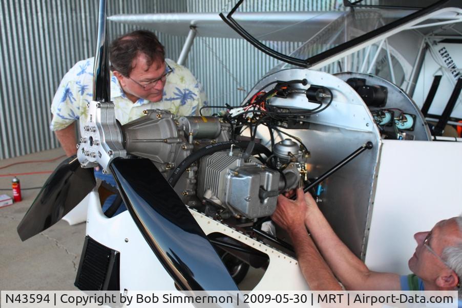 N43594, 2007 Sorrell SNS-9 Hiperlight C/N 006, Working on the carb in her crib at Marysville, Ohio.