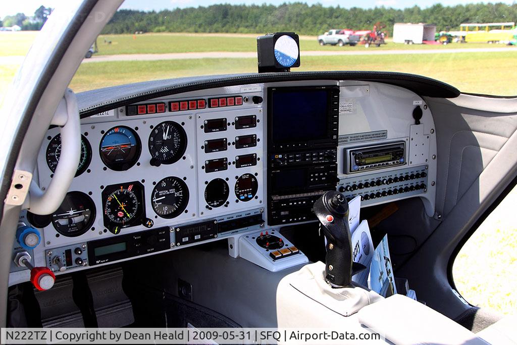 N222TZ, Velocity Velocity XL RG C/N 3RX104, Cockpit panel of Velocity XLRG N222TZ at the 2009 Virginia Regional Festival of Flight at Suffolk Executive Airport.