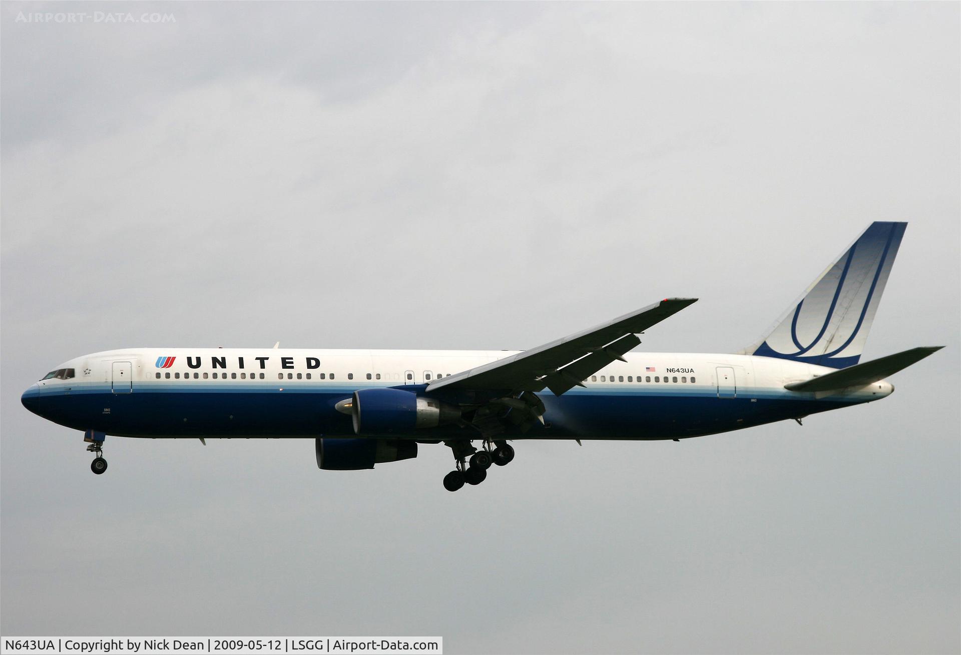 N643UA, 1991 Boeing 767-322/ER C/N 25093, LSGG
