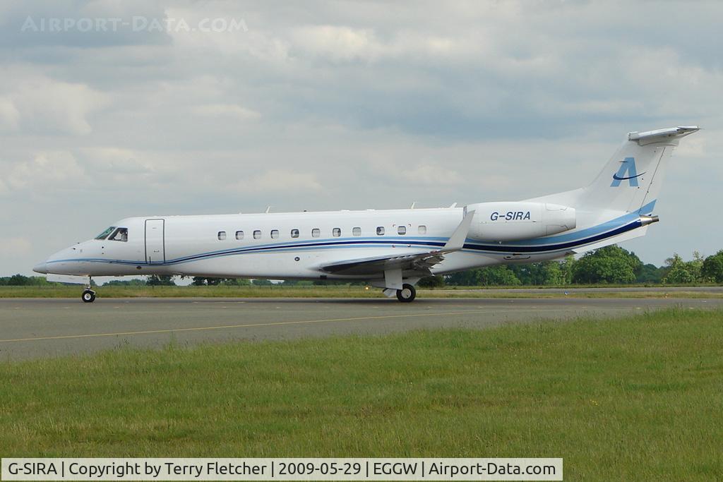 G-SIRA, 2004 Embraer EMB-135BJ Legacy C/N 14500832, Embraer Legacy at Luton