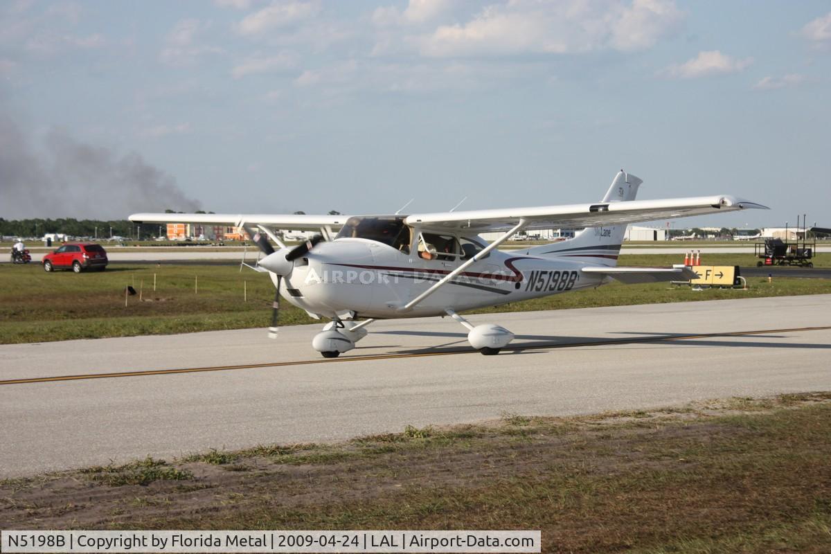 N5198B, 2002 Cessna 182T Skylane C/N 18281127, Cessna 182T