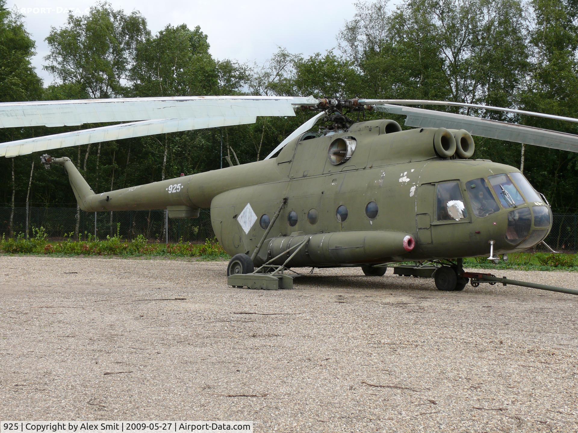 925, Mil Mi-8T Hip C/N 10542, Mil Mi8T Hip 925 East German Air Force part of the collection of Mr Piet Smets from Baarlo (PH) and stored in a small compound in Kessel (PH)