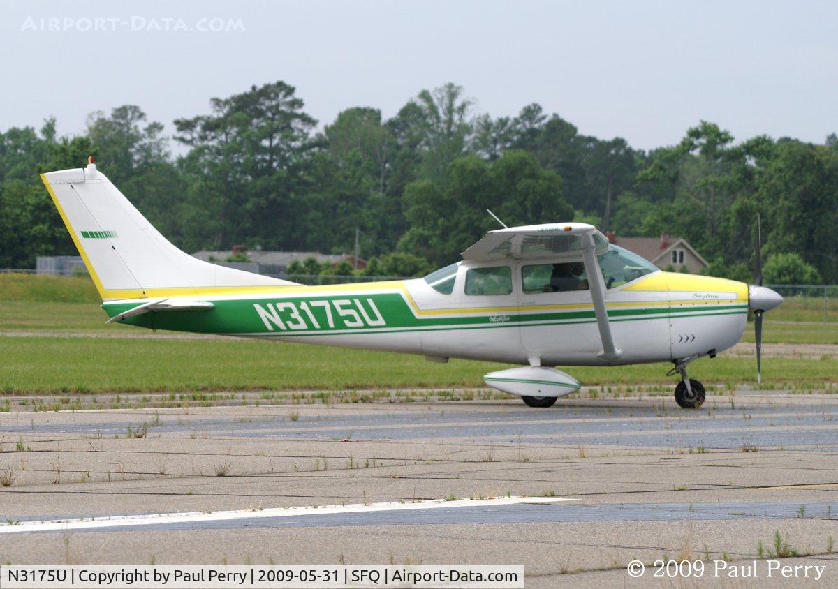 N3175U, 1963 Cessna 182F Skylane C/N 18254575, Colorful Cessna prepping to head home
