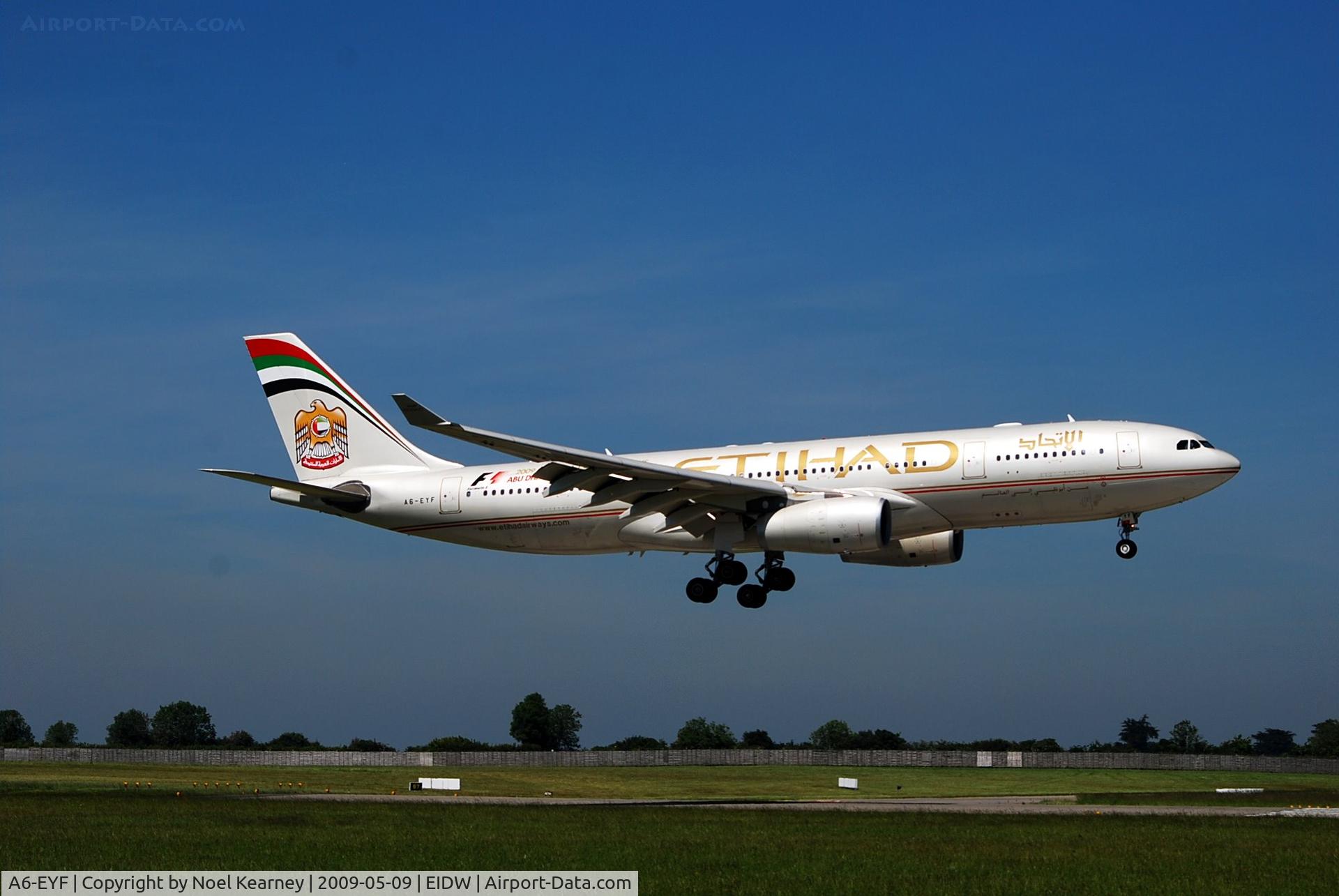 A6-EYF, 2006 Airbus A330-243 C/N 717, Landing RWY 10