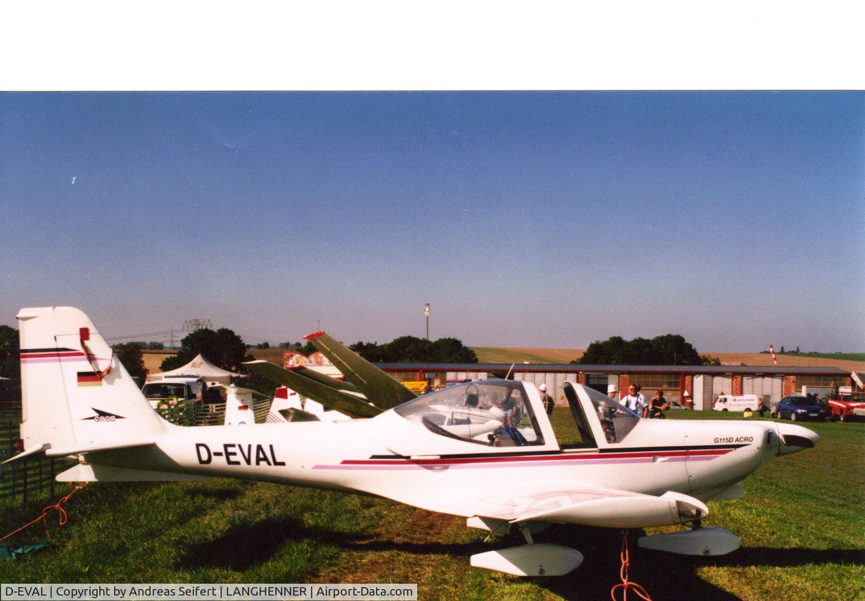 D-EVAL, Grob G-115D-2 C/N 82044, Langhennersdorf 2000