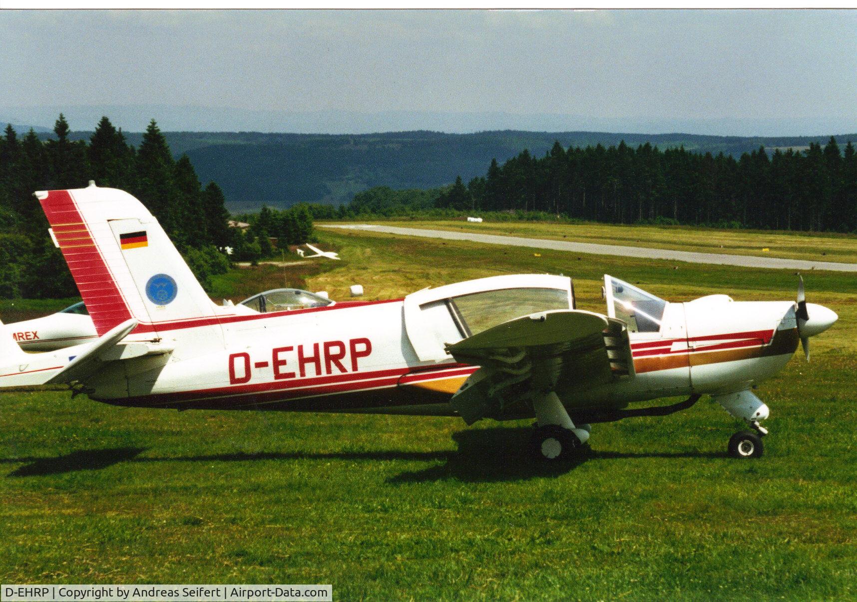 D-EHRP, Morane-Saulnier MS.893A Commodore 180 C/N 11778, Wasserkuppe 2001