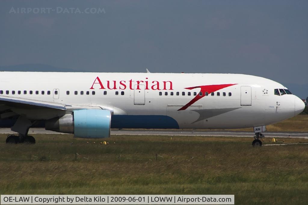 OE-LAW, 1992 Boeing 767-3Z9/ER C/N 26417, AUSTRIAN AIRLINES