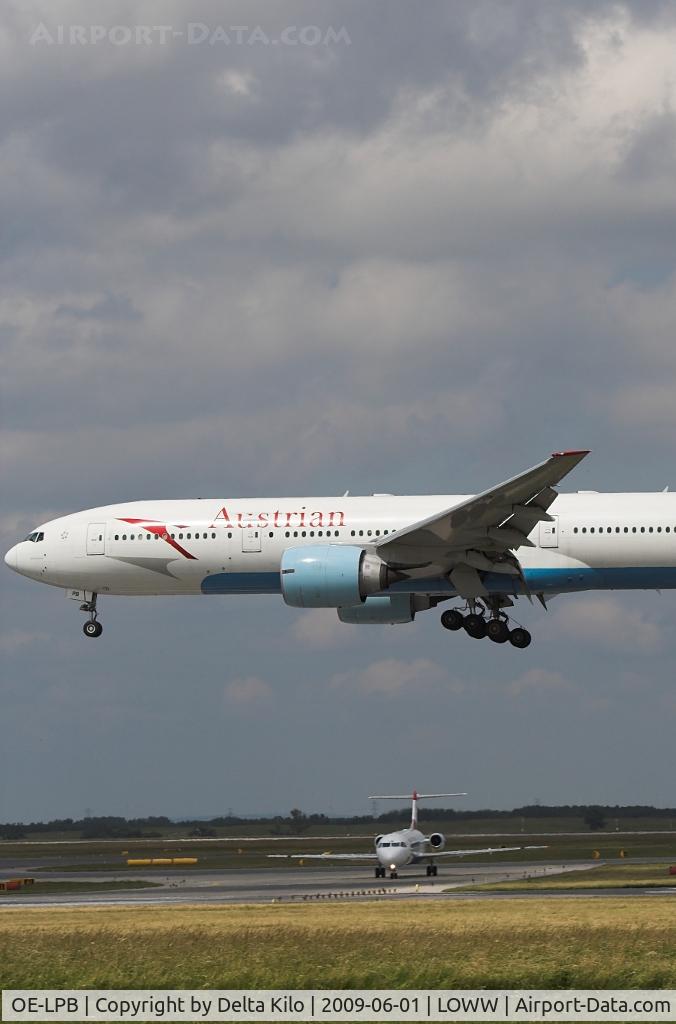 OE-LPB, 1998 Boeing 777-2Z9/ER C/N 28699, AUSTRIAN AIRLINES