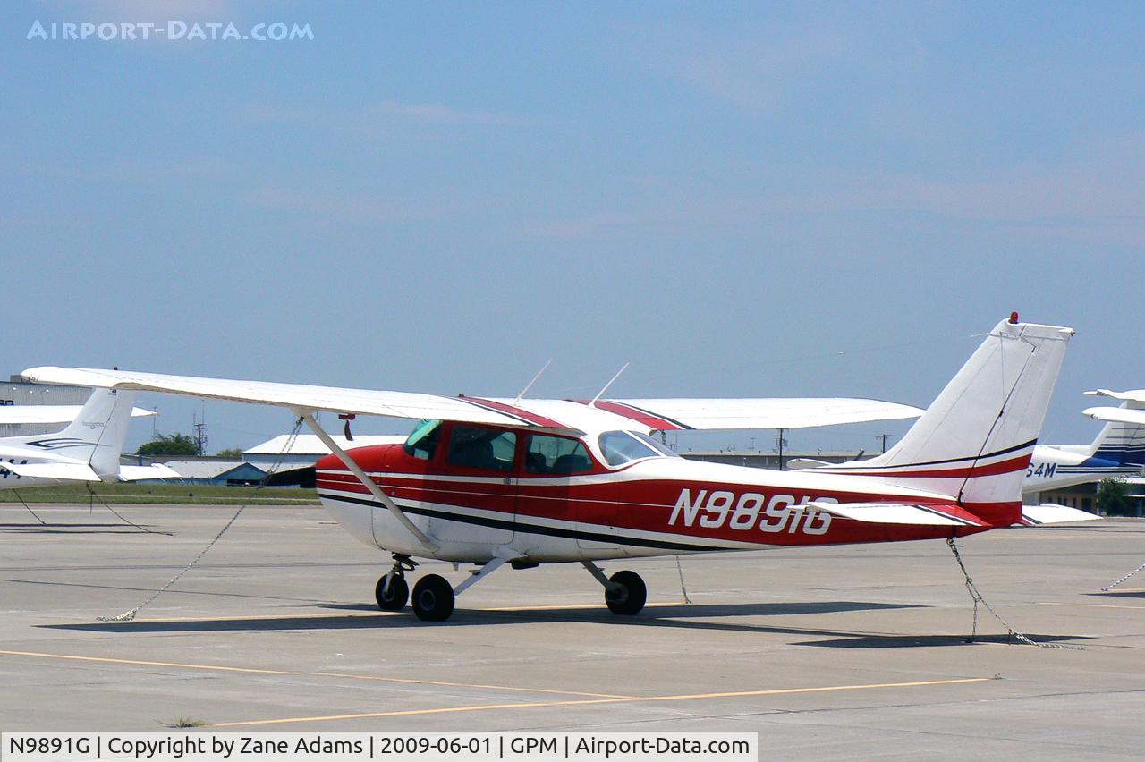 N9891G, 1971 Cessna 172L C/N 17259791, At Grand Prairie Municipal